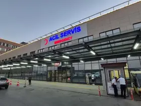Evde baygın halde bulunan yaşlı çift hastaneye kaldırıldı
