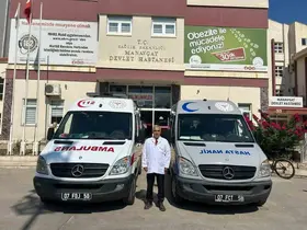 Evde sağlık hizmetlerine 2 yeni ambulans takviyesi
