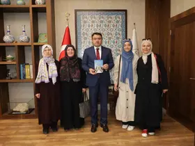 "Evliyalar Şehri Kütahya" kitabı Vali Musa Işın’a takdim edildi
