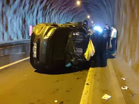 Eynesil tünelinde trafik kazası: 3 yaralı