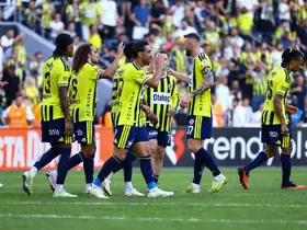Fenerbahçe, 2 sezon sonra ilk yarıda 5 gol attı
