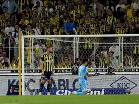 Fenerbahçe, evinde ilk puanını kaybetti
