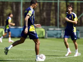 Fenerbahçe, İsmail Kartal yönetiminde çalıştı
