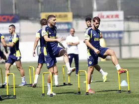 Fenerbahçe, Roma maçı hazırlıklarına başladı
