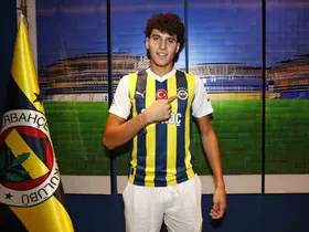 Fenerbahçe’de Omar Fayed ile yollar ayrıldı
