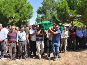 Feribot faciasında hayatını kaybeden Şerif Özdemir, Mersin’de son yolculuğuna uğurlandı
