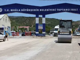 Fethiye toptancı hal bölgesinde yollar yenileniyor
