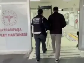 FETÖ'nün sözde TUS imamıyla irtibatlı 5 doktor yakalandı
