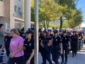 FETÖ’cü Karatepe soruşturması şüphelileri adli kontrolle serbest
