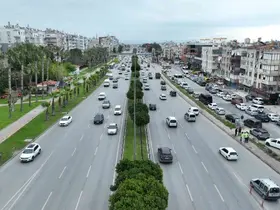 Gazi Bulvarı’nda trafik akışını rahatlatmak için çalışma başlatıldı
