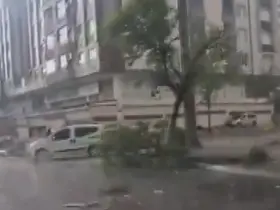 Gaziantep’te "süper hücre" fırtınası şehri talan etti
