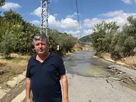 Gazipaşa’da DSİ’ye ait su borusu patladı, yol kullanılamaz hale geldi
