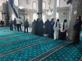 Gediz’de kutsal emanetlere vatandaşlar yoğun ilgi gösterdi
