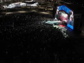 Geleneksel Sincan Yaz Festivali’nde Mavi Gri konser verdi
