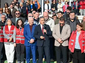 Gemlik’te durdurulan kafe inşaatı tartışmalara yol açtı
