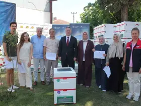 Genç arıcılara 380 adet arısız strafor kovan dağıtıldı
