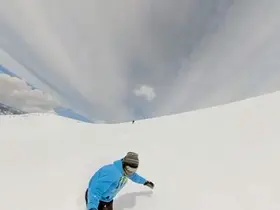 Giresun yaylalarında nisan ayında snowboard keyfi
