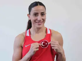 Gizem Özer Bulgaristan’da
