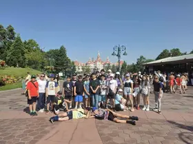 GKV’li öğrenciler Disneyland Paris’te
