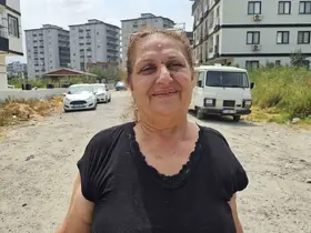 Gökyüzünü kaplayan yüzlerce leyleğin göç yolculuğu
