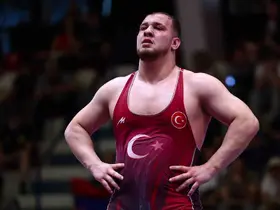 Hakan Büyükçıngıl’dan Akdeniz Oyunları’nda altın madalya
