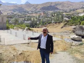 Hakkari’de temeli atılan cami destek bekliyor
