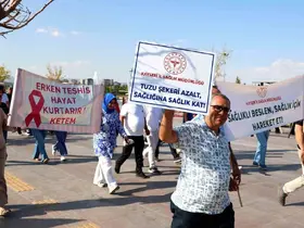 Halk Sağlığı Haftası’nda ‘sağlıklı yaşam için yürüyüş’
