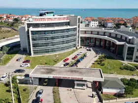 Hastalarından para talep ettiği iddia edilen doktor açığa alındı
