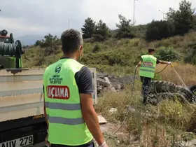 Hatay Büyükşehir Belediyesi, haşerelere karşı vatandaşları bilinçlendiriyor
