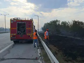 Havsa’da anız yangını otobanı dumana bürüdü
