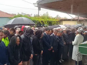 Hayatını kaybeden okul müdürü gözyaşları arasında toprağa verildi
