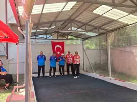 Huzurevi sakinleri bocce müsabakasında buluştu
