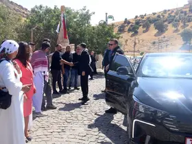 İdil Kaymakamı Adıgüzel, Ezidi vatandaşların Cema Bayramı coşkusuna ortak oldu
