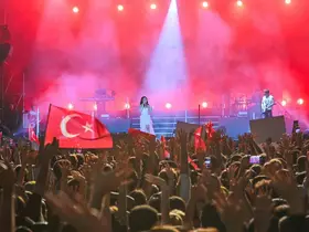 İEF’de 9 Eylül coşkusu
