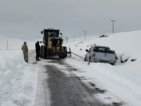 Iğdır’da kapalı 5 köy yolunda çalışmalar devam ediyor
