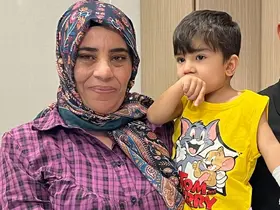 İki evladını kaybetti, üçüncü çocuğuna böbreğiyle can oldu

