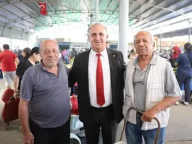 İncirliova Belediye Başkanı Kaya, pazar esnafı ve vatandaşlarla buluştu
