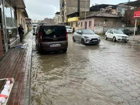 İncirliova’da sağanak yağış hayatı olumsuz etkiledi
