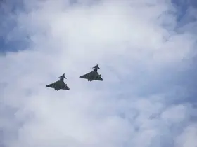 İngiliz savaş uçaklarından Polonya üzerinde "Doğu Gözcüsü" devriye uçuşu
