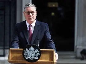 İngiltere Başbakanı Keir Starmer, istifa etti
