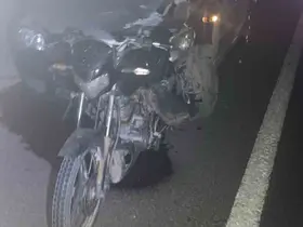 İpsala’da motosiklet otomobilin önüne saplandı: 3 yaralı
