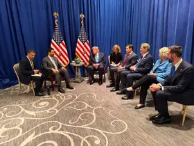 Irak Başbakanı Zeydi, ABD Başkanı Trump ile görüştü
