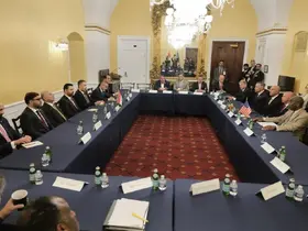 Irak Başbakanı Zeydi, ABD Kongresi Temsilciler Meclisi Dış İlişkiler Komitesi Başkanı ile bir araya geldi
