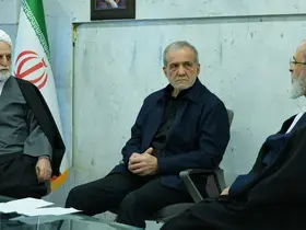 İran’da göreve başlayan Geçici Liderlik Konseyi’nden ilk fotoğraf yayımlandı
