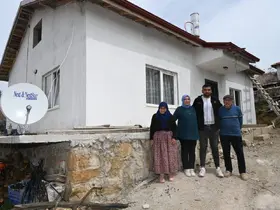 Isparta Belediyesi’nden evi yanan aileye yeni ev
