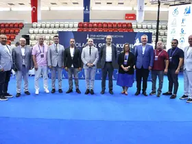 İzmir Büyükşehir Belediyesi Spor Kulübü’nde Berkhan Alptekin güven tazeledi
