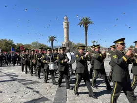 İzmir’de kahraman gazilerin gurur günü
