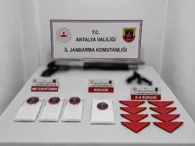 Jandarma’dan Kepez’de uyuşturucu operasyonu
