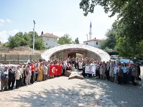 Kadınlar büyükşehrin gezi programıyla Denizli’yi keşfediyor
