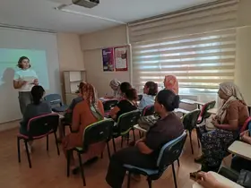 Kadınlara ’Sağlıklı Menopoz’ eğitimi verildi
